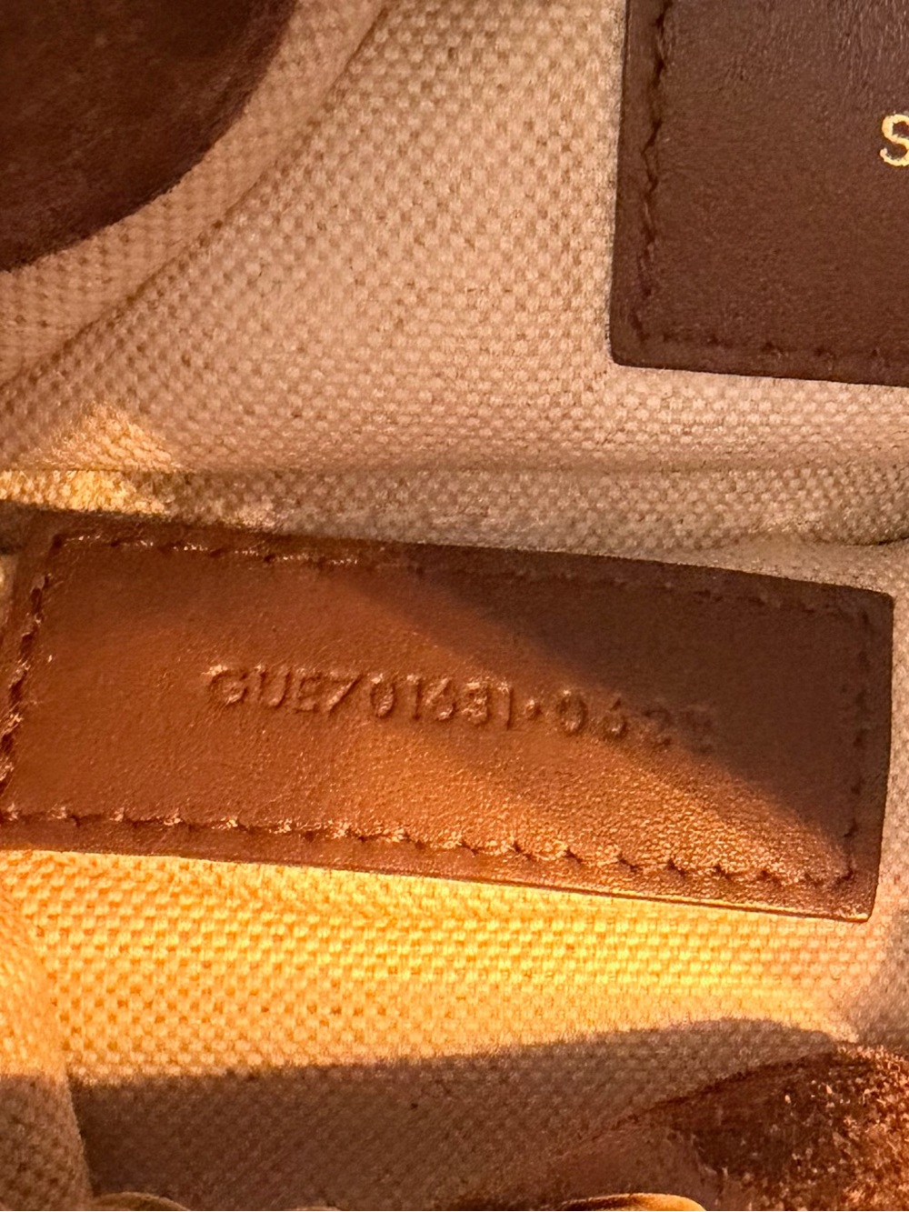 Yves Saint Laurent YSL mini Joe bucket shearling suede bag RETAIL 2,190 - Picture 12 of 14